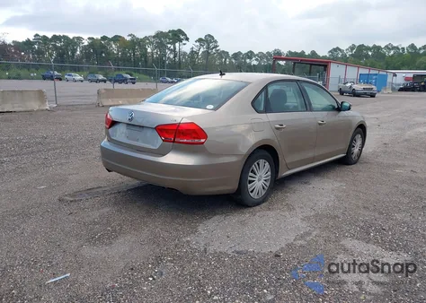 2015 Volkswagen Passat 1.8T S из США, поврежденный, VIN 1VWAS7A35FC054110